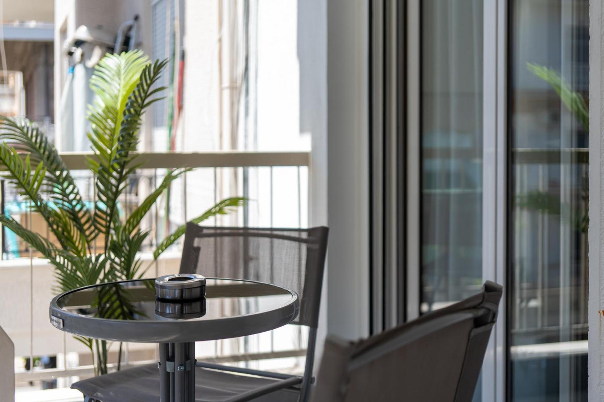 Modern Athen